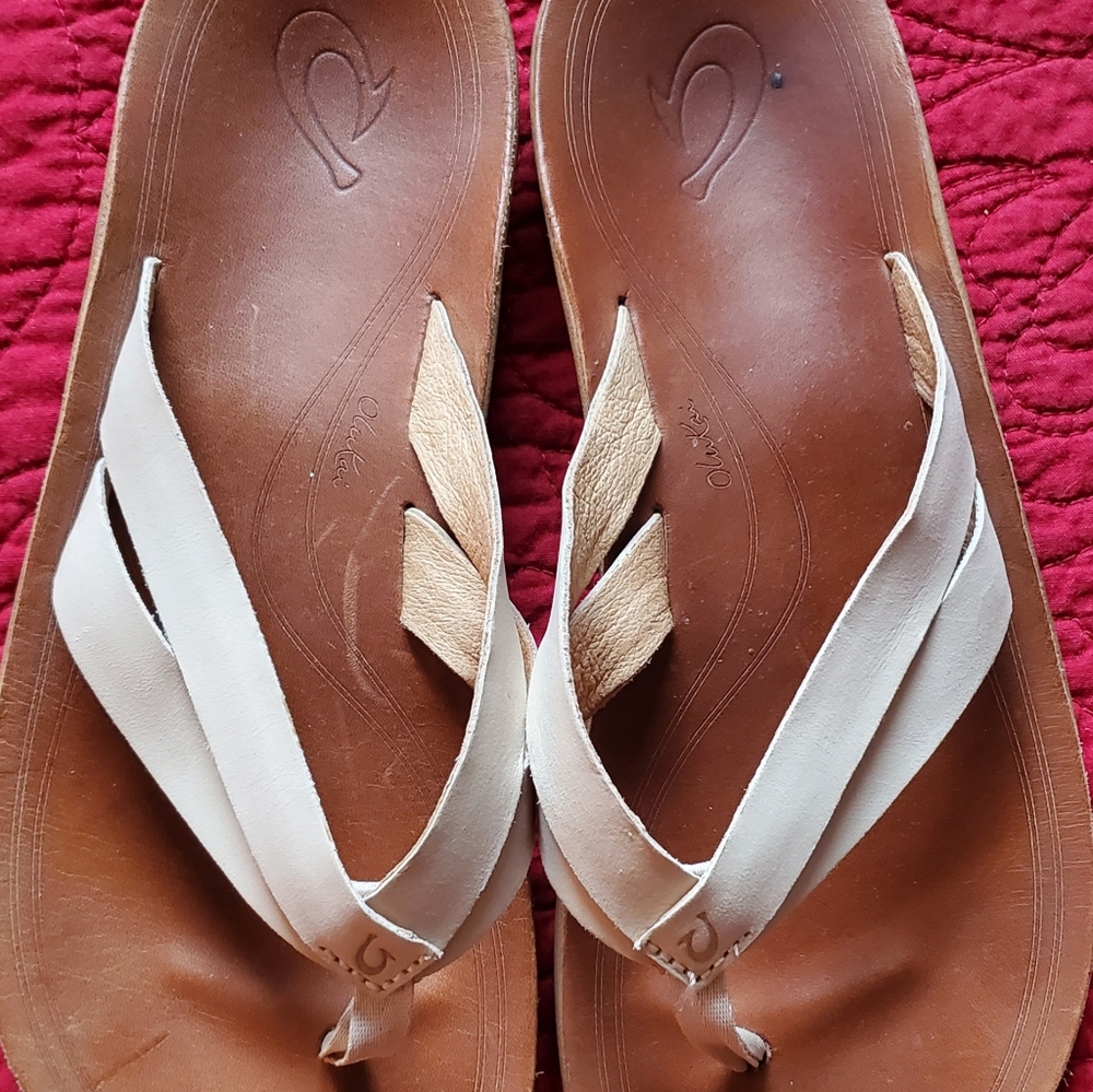 Women's OluKai Flip Flops